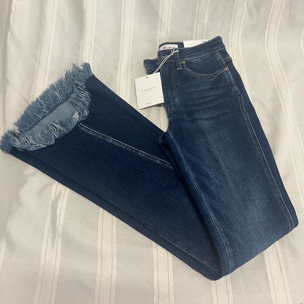 NWT KanCan Mid Rise Flare Jeans 3/25